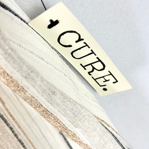 CURE |🍨Cream Beige Striped Buttons Trim Tied-Front Textured Buttons Trim Blouse - Picture 6 of 9